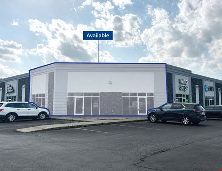 Preview of commercial space at 1000-1016 Sugarbush Dr.