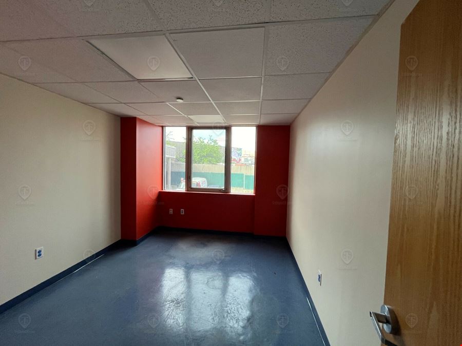 3,300 SF | 358 Grove St | Vacant Second Floor Community Facility Condo For Sale