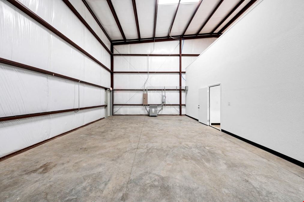 12K SF Industrial w/ 2 AC Yard | 1400 SH-78, Farmersville