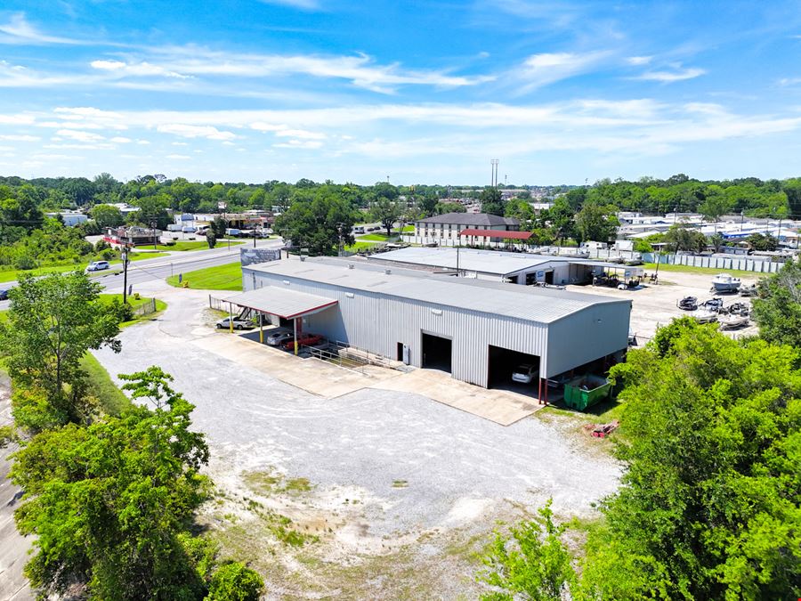 Airline Hwy Office/ Warehouse with Drive-Thru Access and Yard