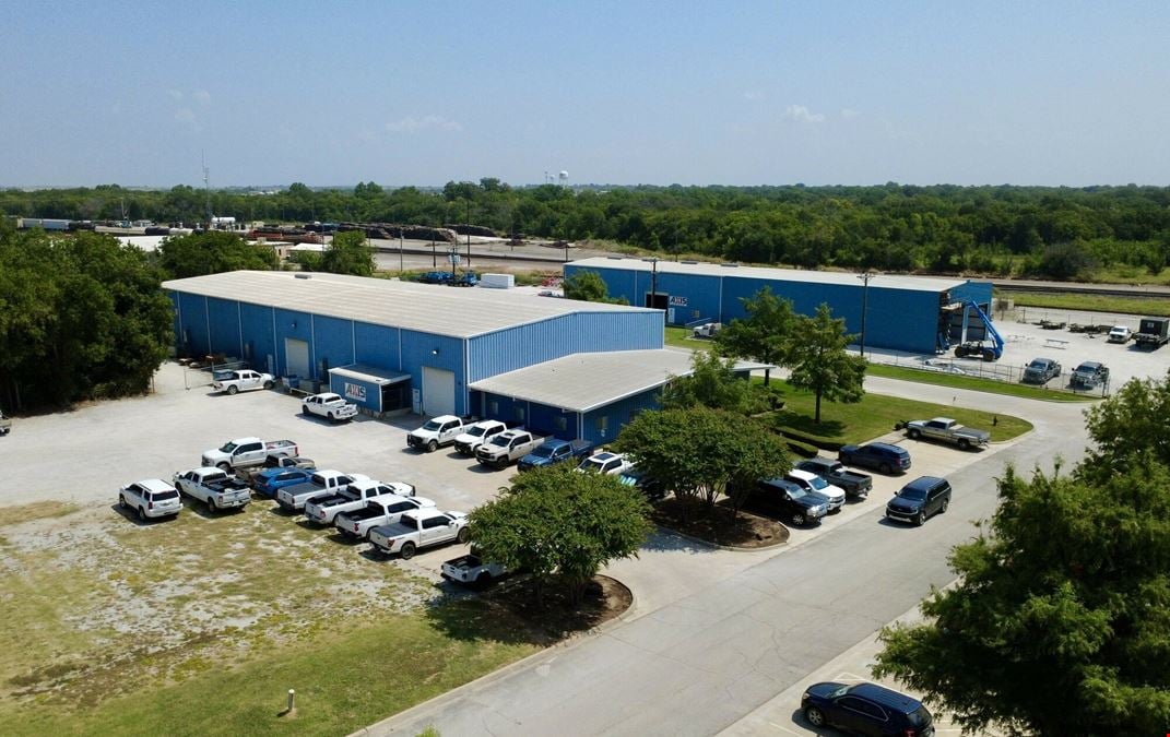 NNN Leased Office & Industrial Complex