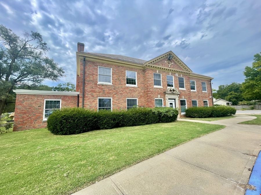 West Cottage at Gillis Campus | Historic Office & Program Space