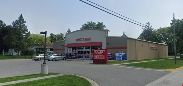 Triple Net Family Dollar