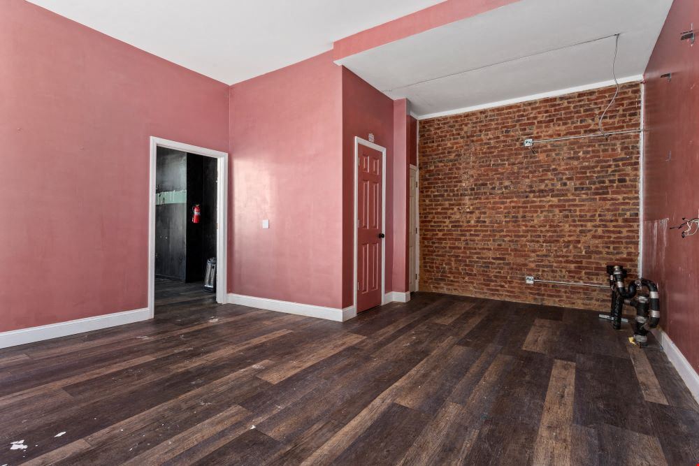 215 Rogers Ave