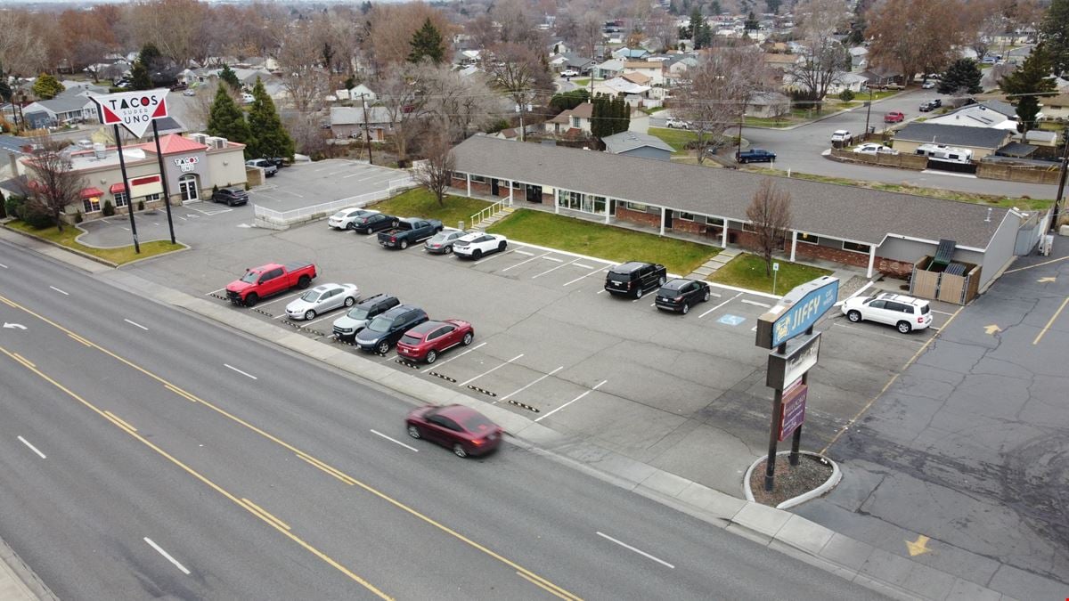 Kennewick Ave. Retail Plaza