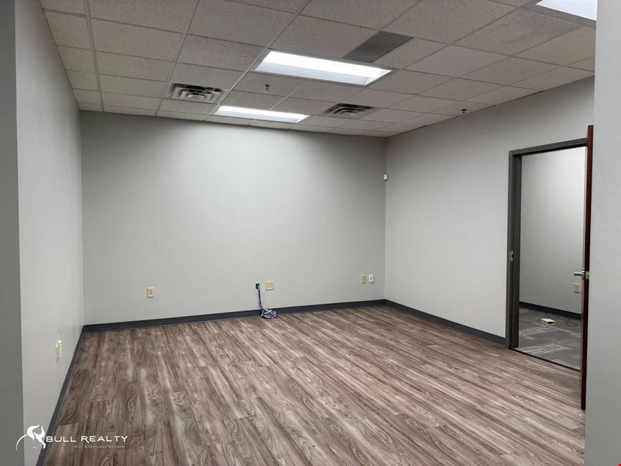 Kennesaw Office Space | ±1,460 - 11,217 SF