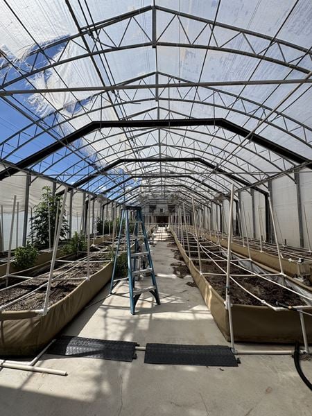 Preview of Industrial space for Sale at 5012 SE 44th St