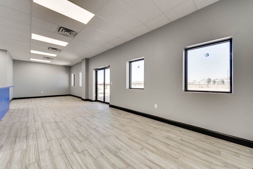 Warehouse & Office/Showroom Space Near Hwy 80