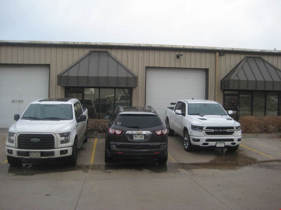 2,366 SF Office/Warehouse condo