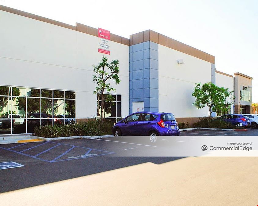 Cornerstone Commerce Center