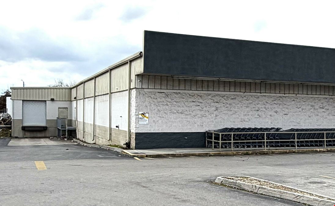 Magnolia Dollar Building
