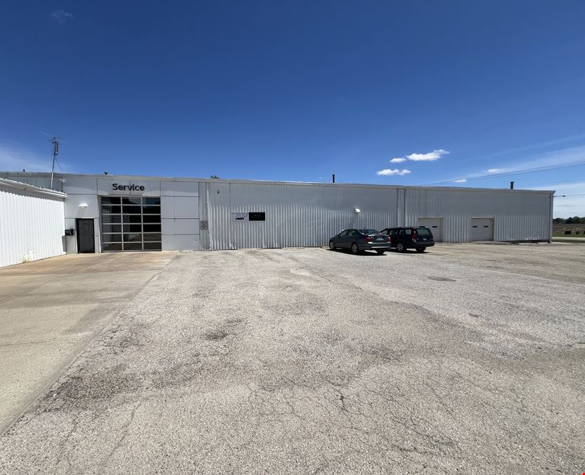 Freestanding Retail Building - 2051 N Main