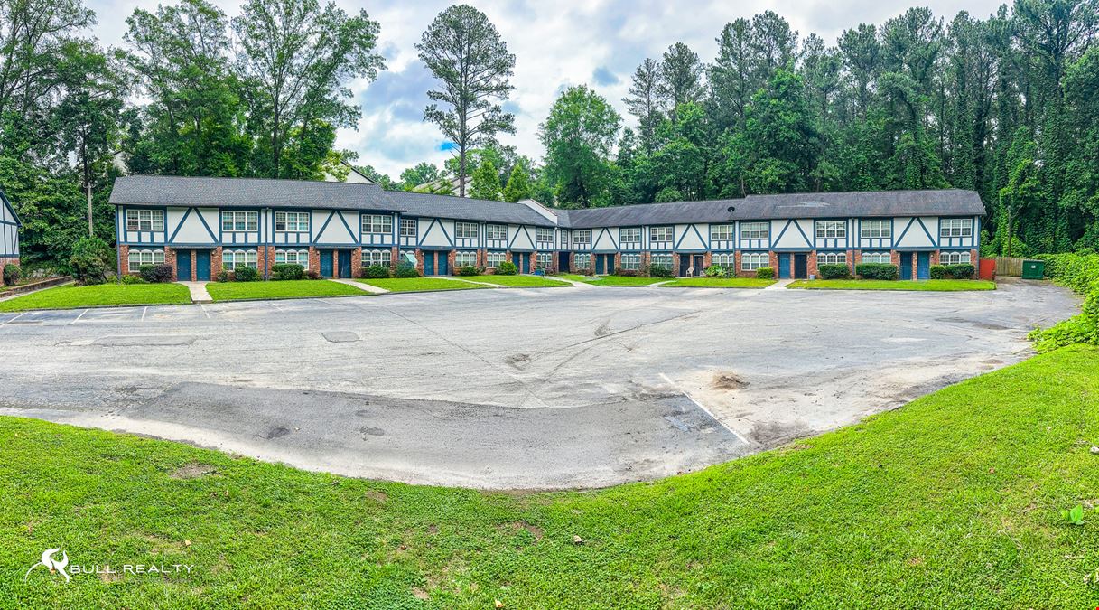 Value-Add Opportunity with Attractive Assumable Debt | 41 Units | 7.4% Cap Rate