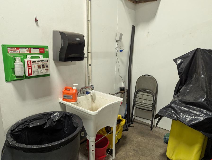 1025 W. Olympia Drive: Suite C