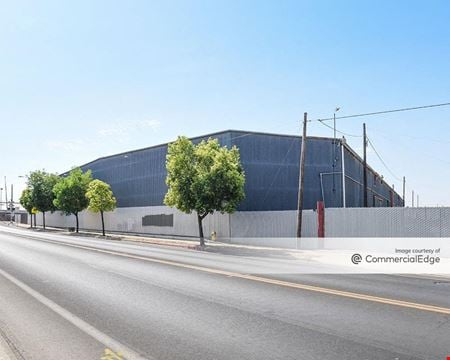 Preview of Industrial space for Rent at 620 North Westwood Avenue