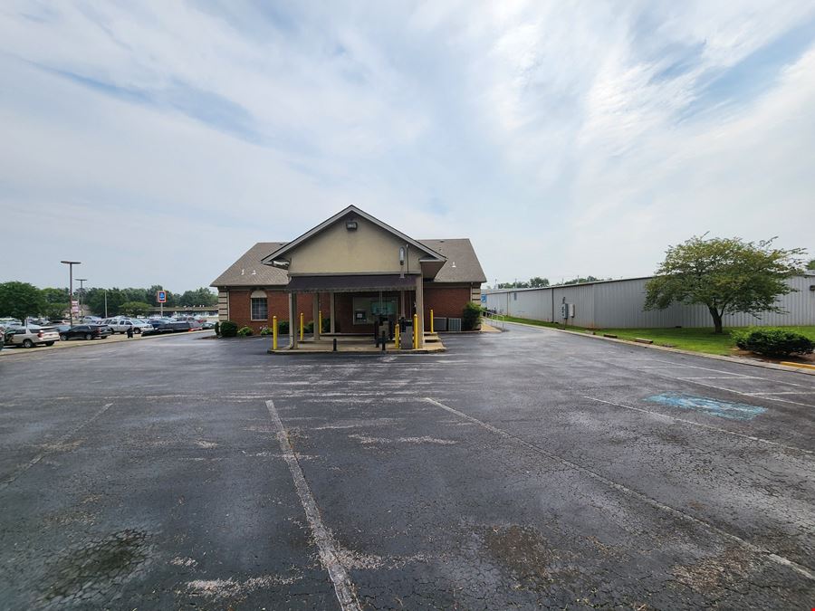 1475 Campbell Ln