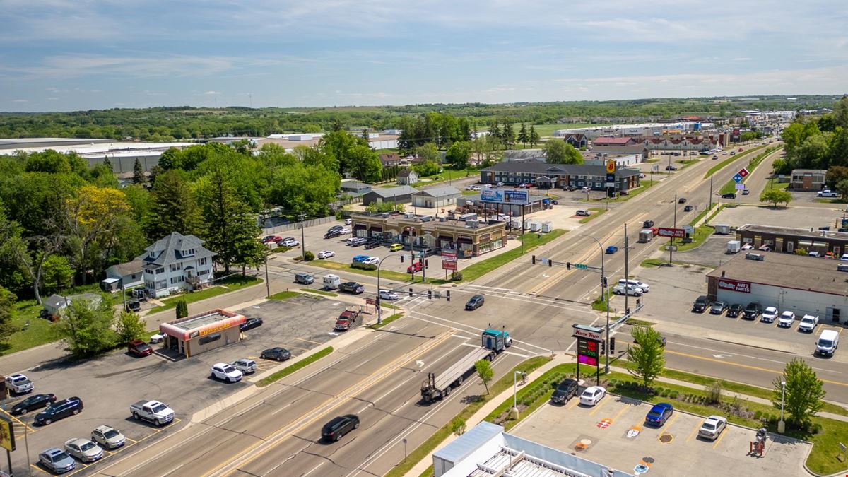 Broadway Corner Plaza