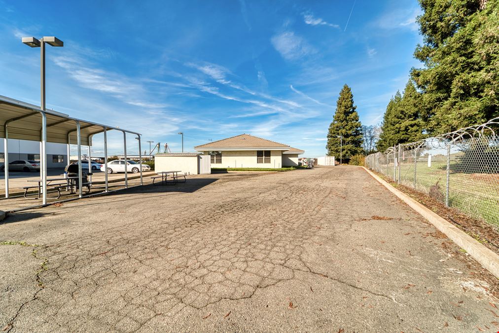 1200 Putman Ave