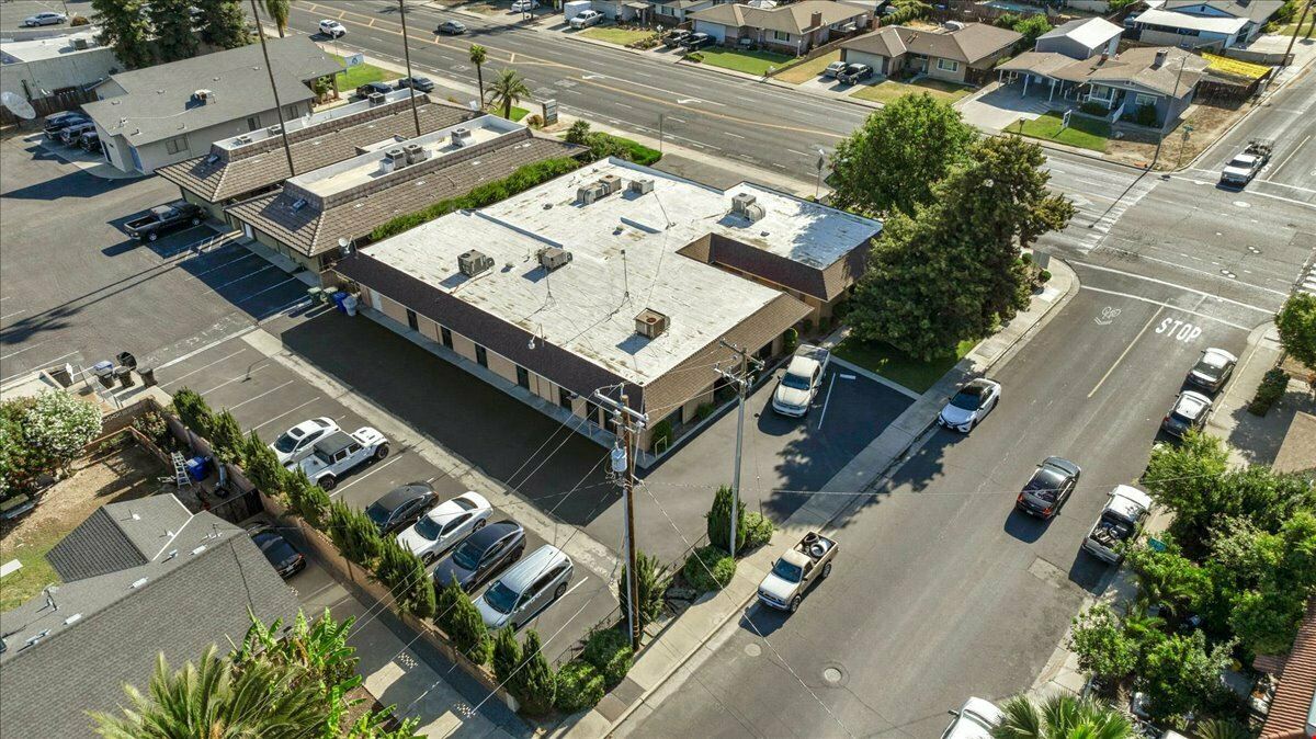 ±1,400 SF of Office Space Available in Excellent Condition