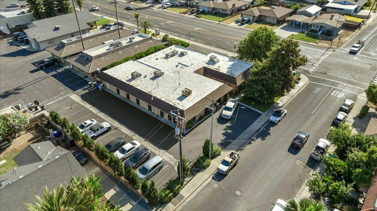 ±1,400 SF of Office Space Available in Excellent Condition