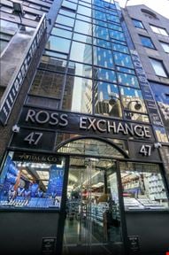 47 W 47th St