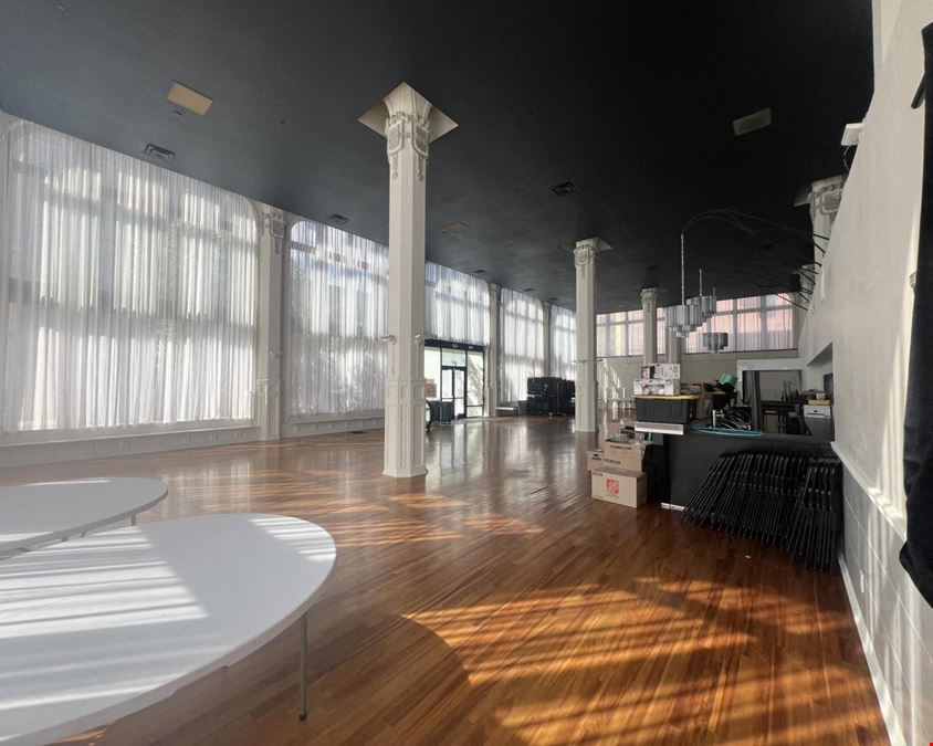 Premiere St. Louis Event/Banquet Destination For Sale