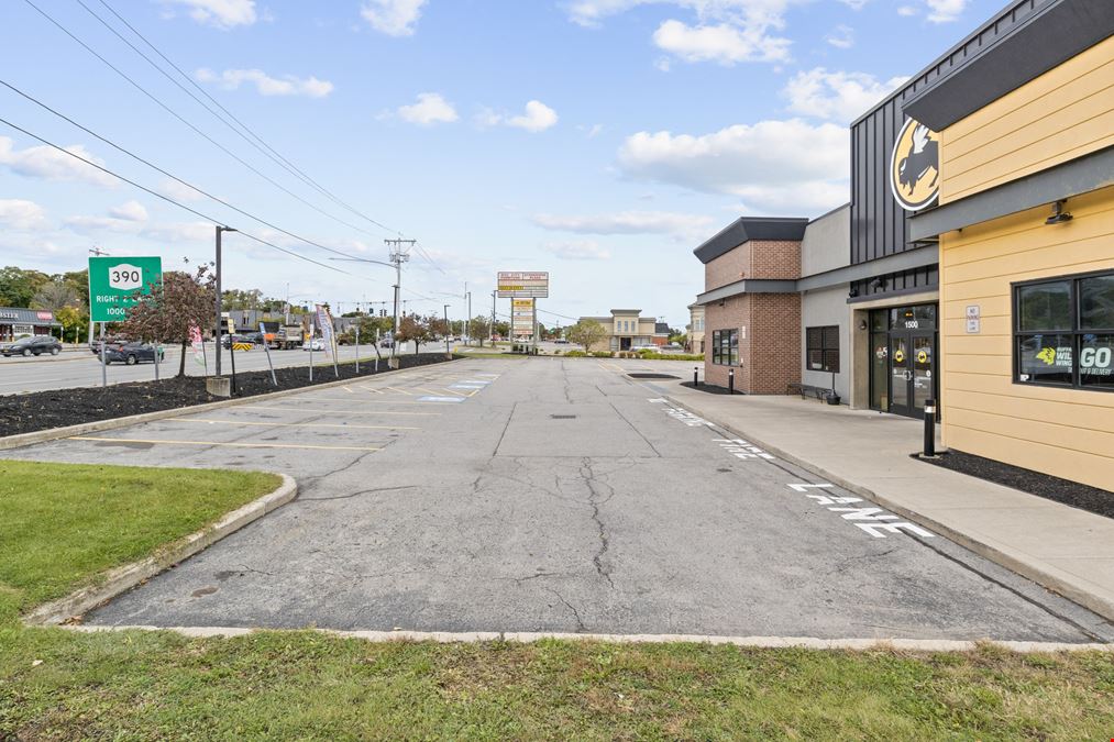Former Buffalo Wild Wings