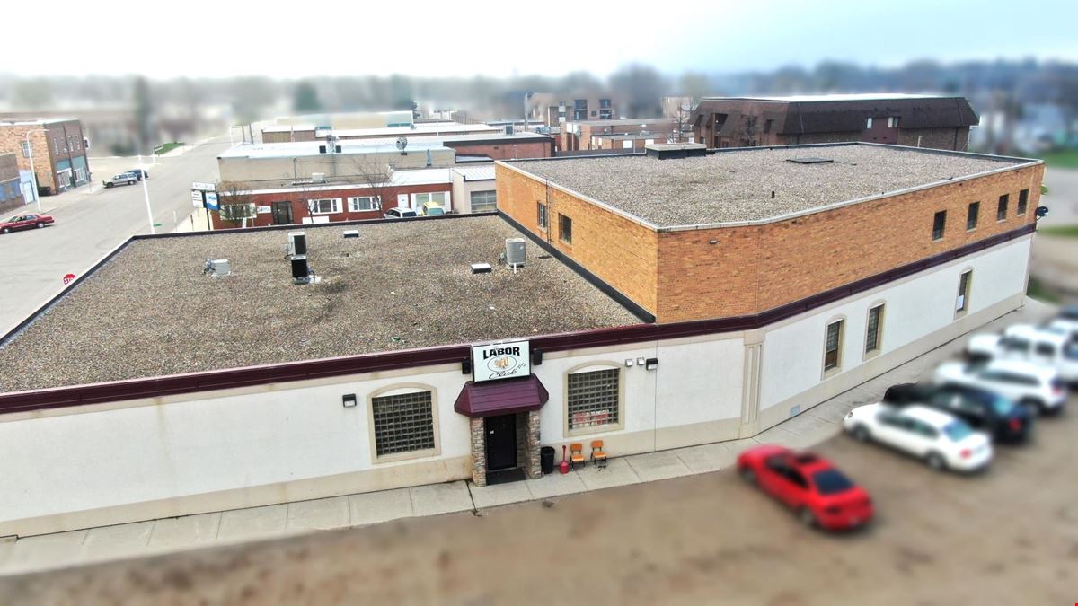 Mixed Use Commercial Building