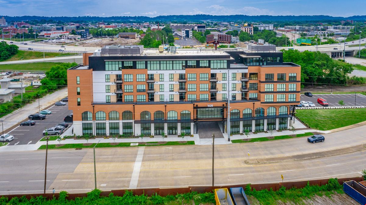 1620 Riverfront Parkway