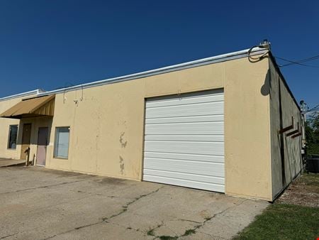 Preview of Industrial space for Rent at 305 N Redbud Ave