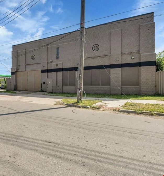 15,600 SF | M4 Industrial Building for Sale or Lease