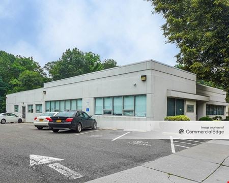 Preview of Office space for Rent at 150 Great Neck Rd.