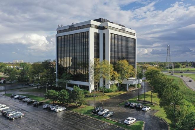 Preview of Office space for Rent at 3501 West Algonquin Road