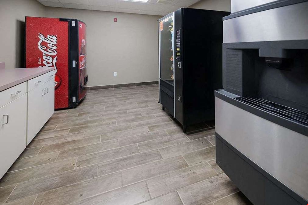 Sleep Inn & Suites - Port Clinton, OH