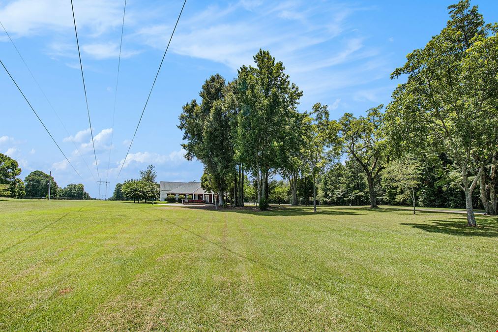 3175 Highway 81 W
