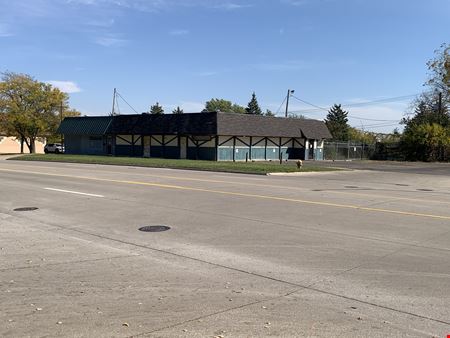 Preview of Retail space for Rent at 928 University Dr