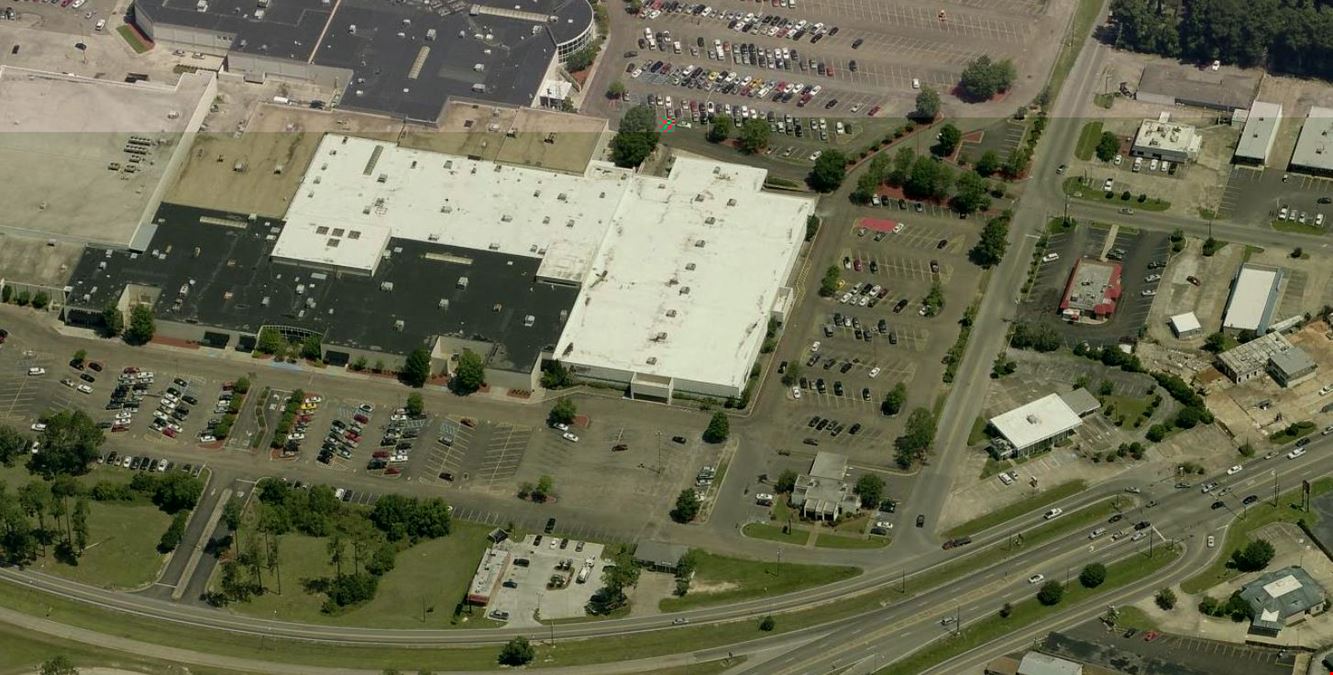 999 Broadway Dr (Cloverleaf Mall)