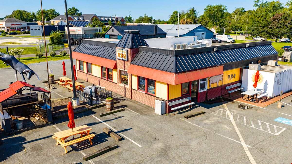 ±2,601 SF Freestanding Restaurant on 0.76 AC