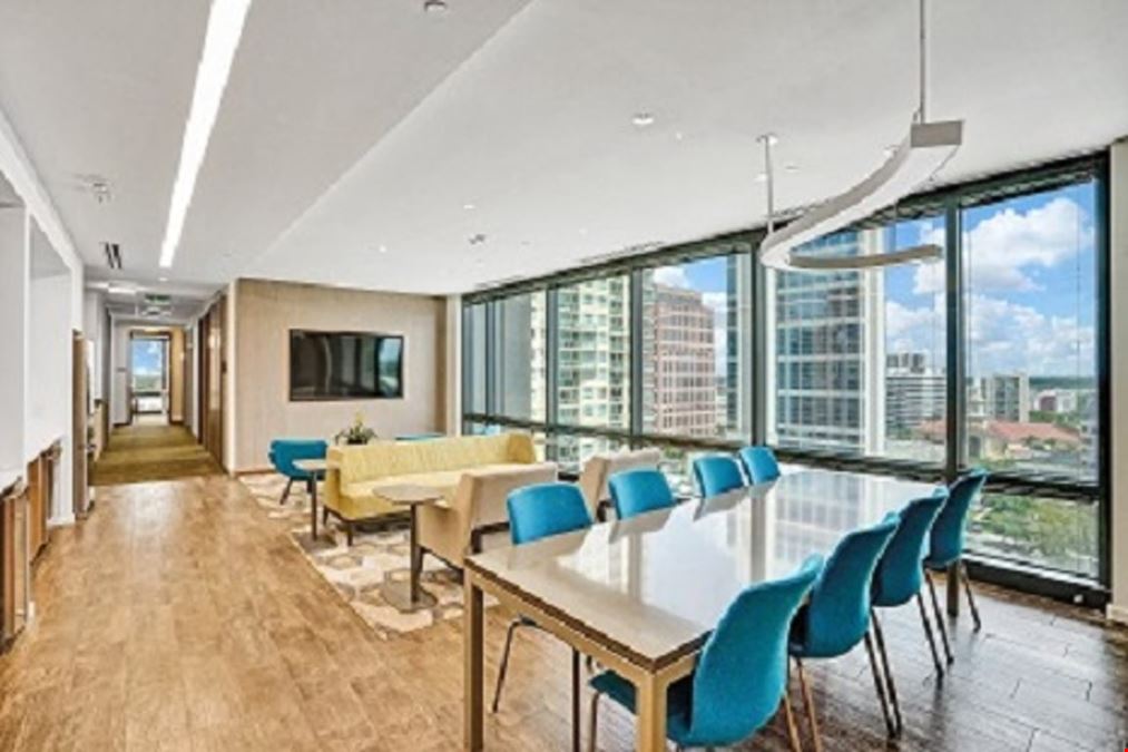 Carr Workplaces - Las Olas