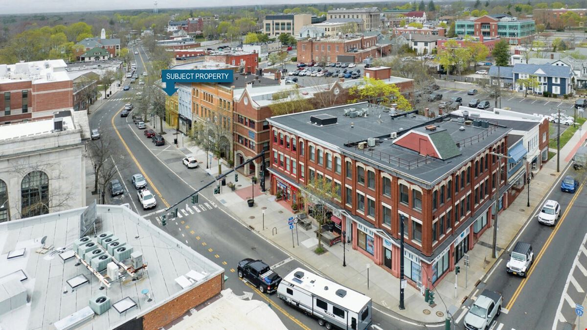 Mixed Use Building in Heart of Riverhead