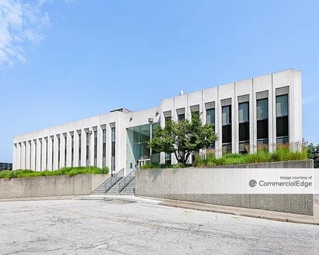 Preview of Office space for Rent at 495 Central Park Avenue