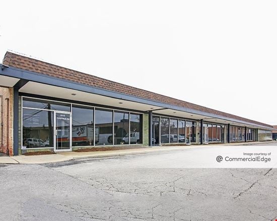 Preview of Industrial space for Rent at 4126 North Nashville Avenue