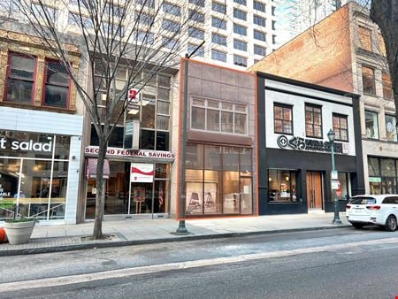 Preview of commercial space at 1725 Chestnut Street
