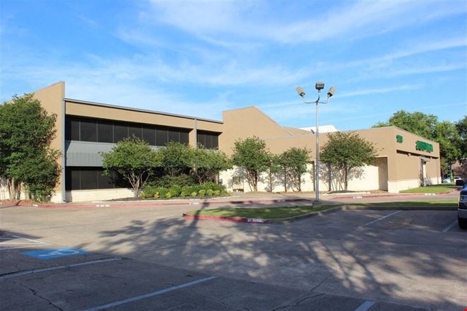 Preview of Office space for Rent at 1701 Southwest Pky