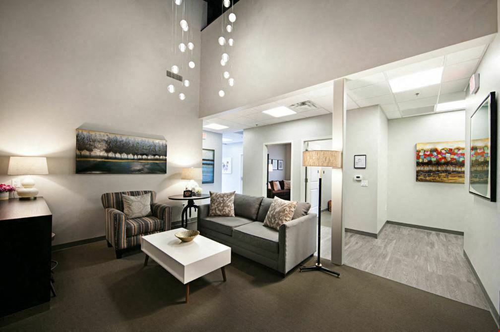 2045 S Vineyard, Bldg 2E, Ste 136