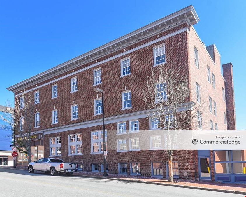 48 Free Street