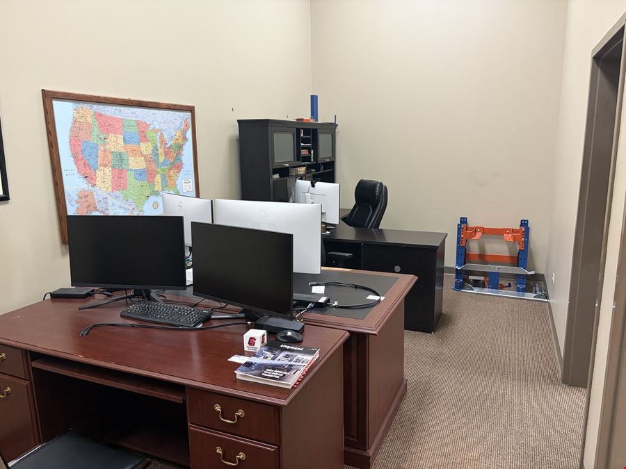 Flex Condo for Sale in Aurora