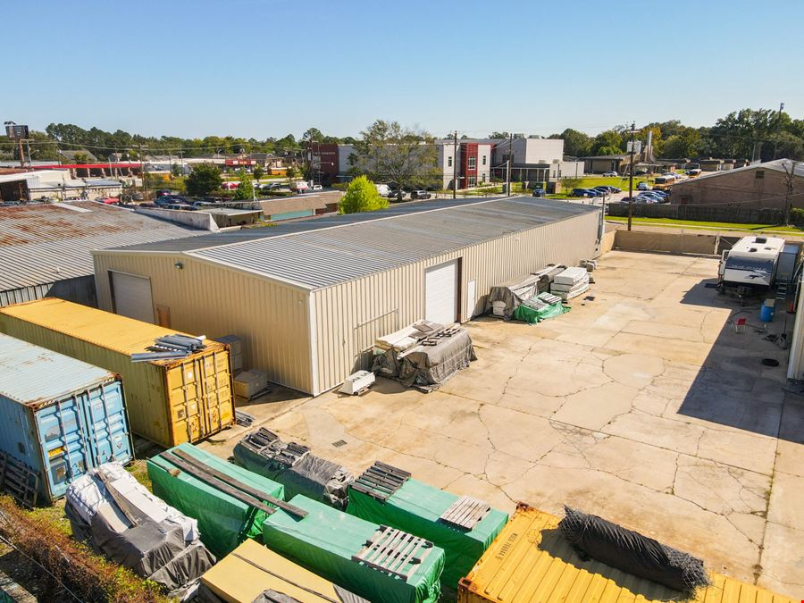 Renovated Baton Rouge Warehouse with Rollup Door