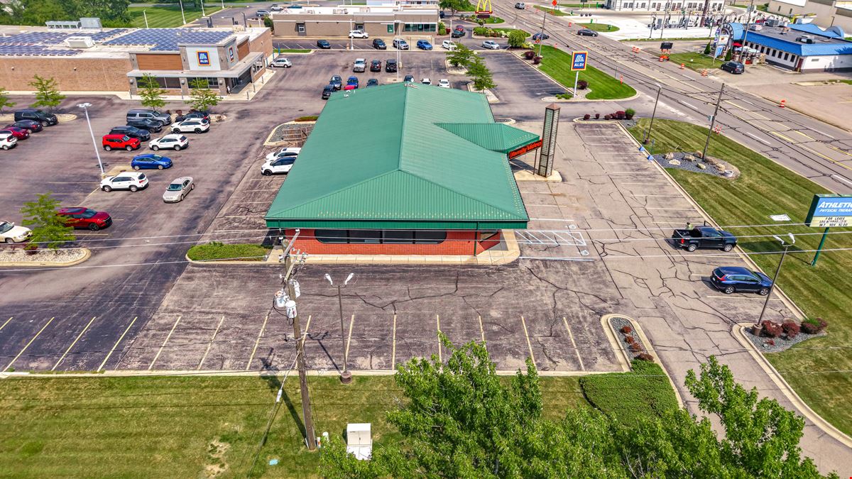 890 W. Columbia Ave.