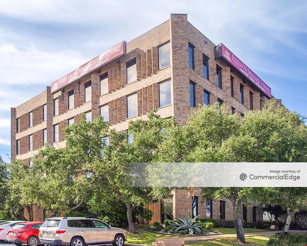 Balcones Office Park - 3305 Northland Drive